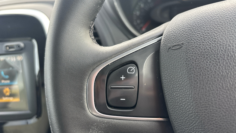 Renault Captur 1.5 dCi 90 Iconic 5dr Diesel Hatchback